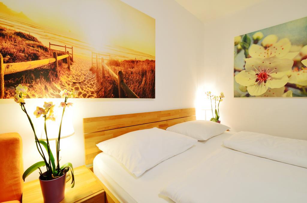 Ajo Central Vienna Room photo