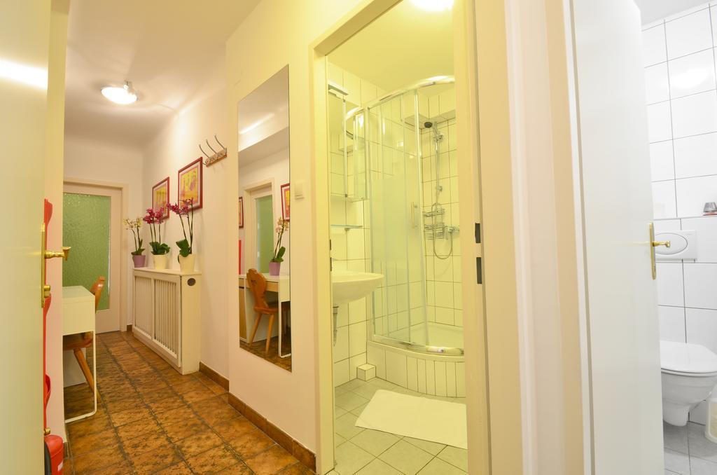 Ajo Central Vienna Room photo