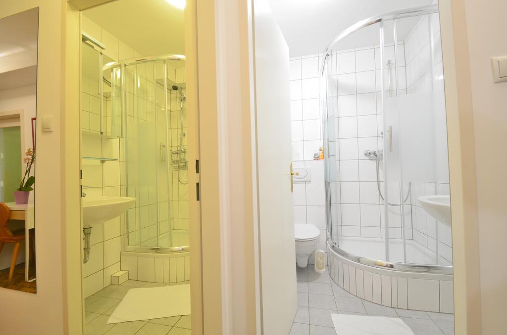 Ajo Central Vienna Room photo